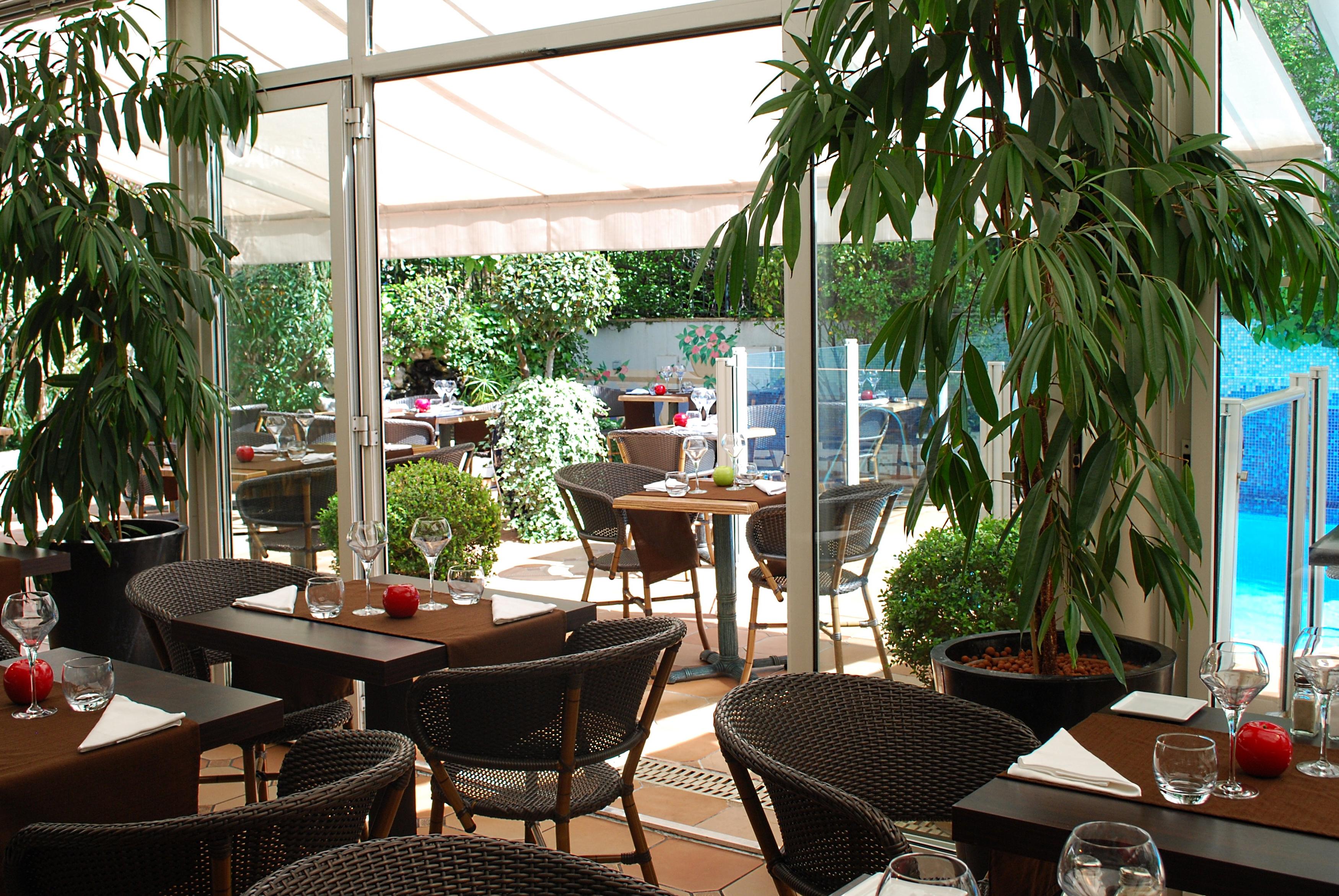 Hotel Amarante Cannes Exterior photo