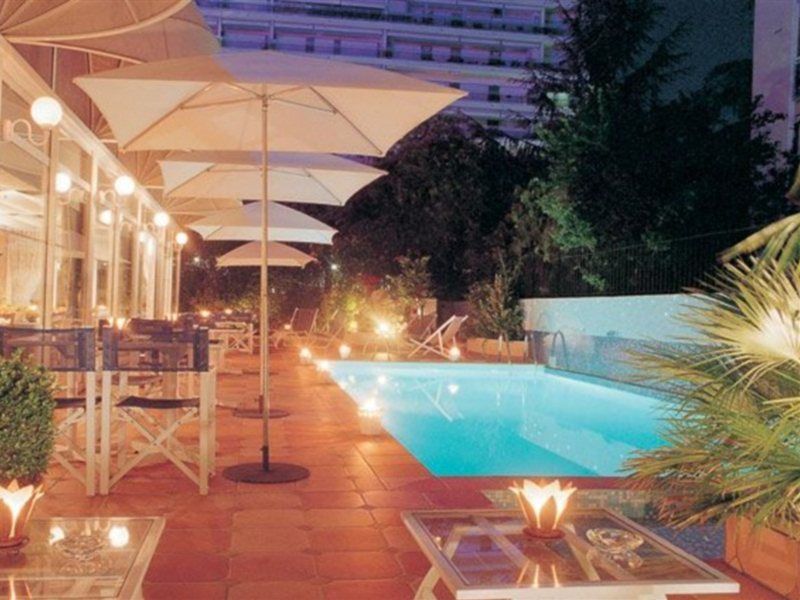 Hotel Amarante Cannes Exterior photo
